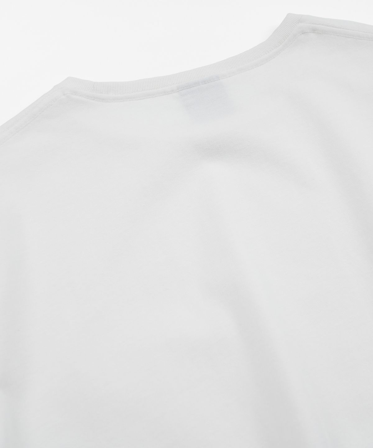 프리즘웍스(FRIZMWORKS) POCKET LOOP TEE _ WHITE