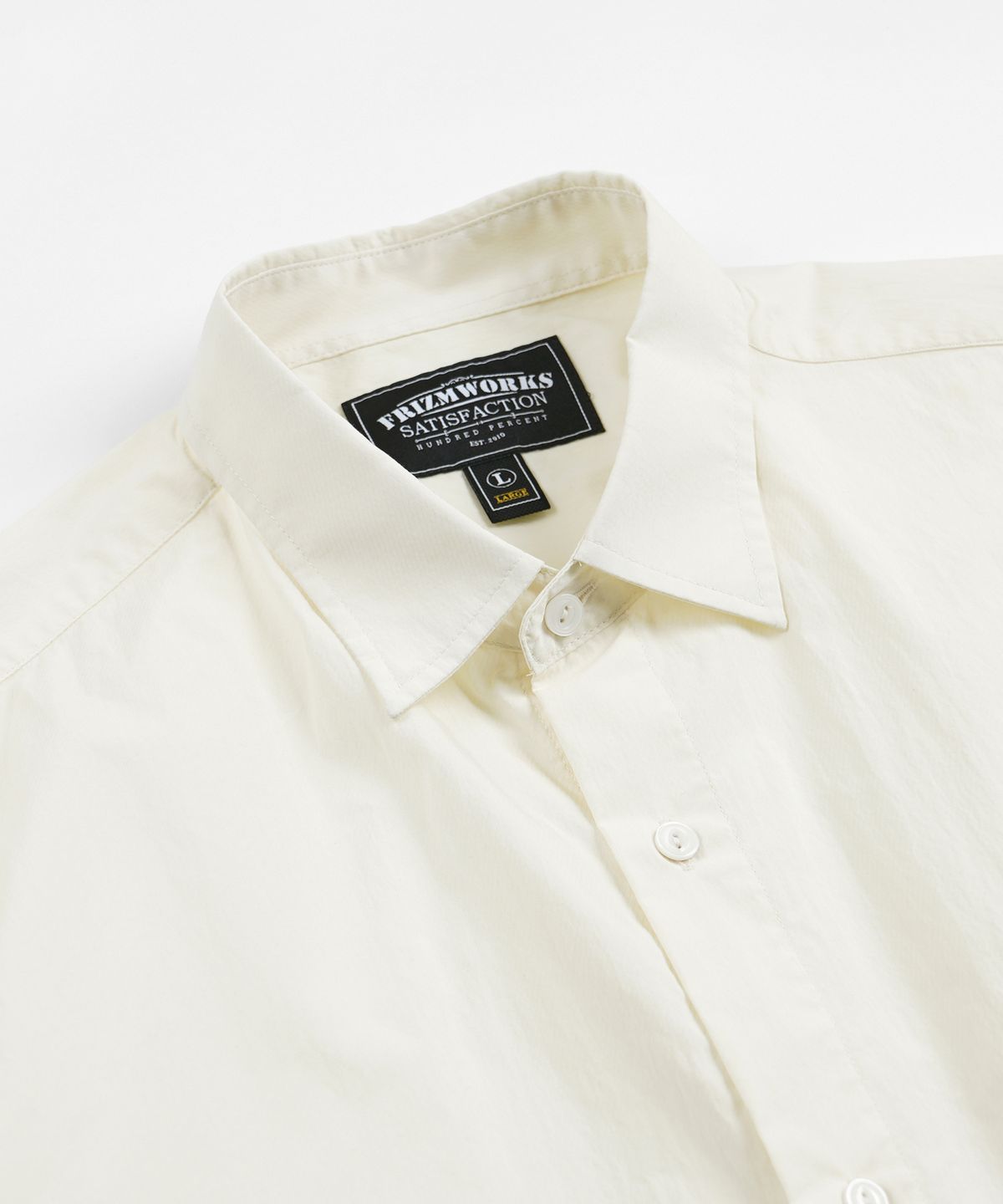 프리즘웍스(FRIZMWORKS) FEATHER CN RELAXED HALF SHIRT _ IVORY