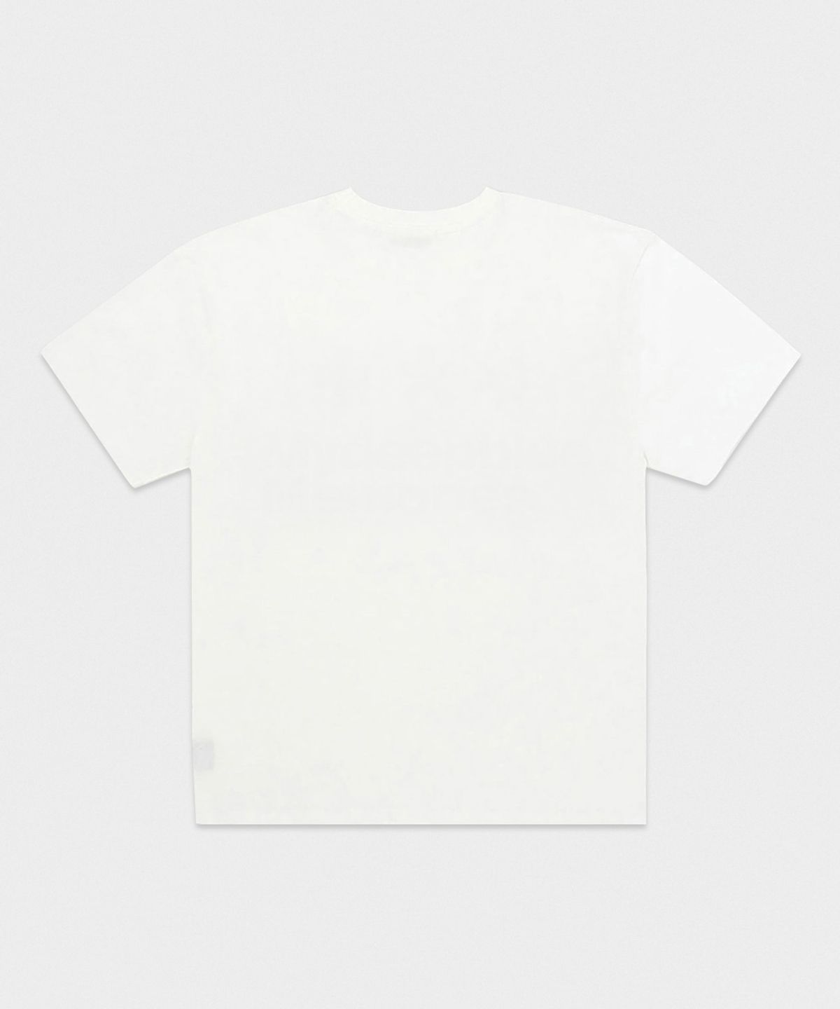 마이딥블루메모리즈(MY DEEP BLUE MEMORIES) MIDDLE-AGED RABBIT OVER TEE (WHITE)