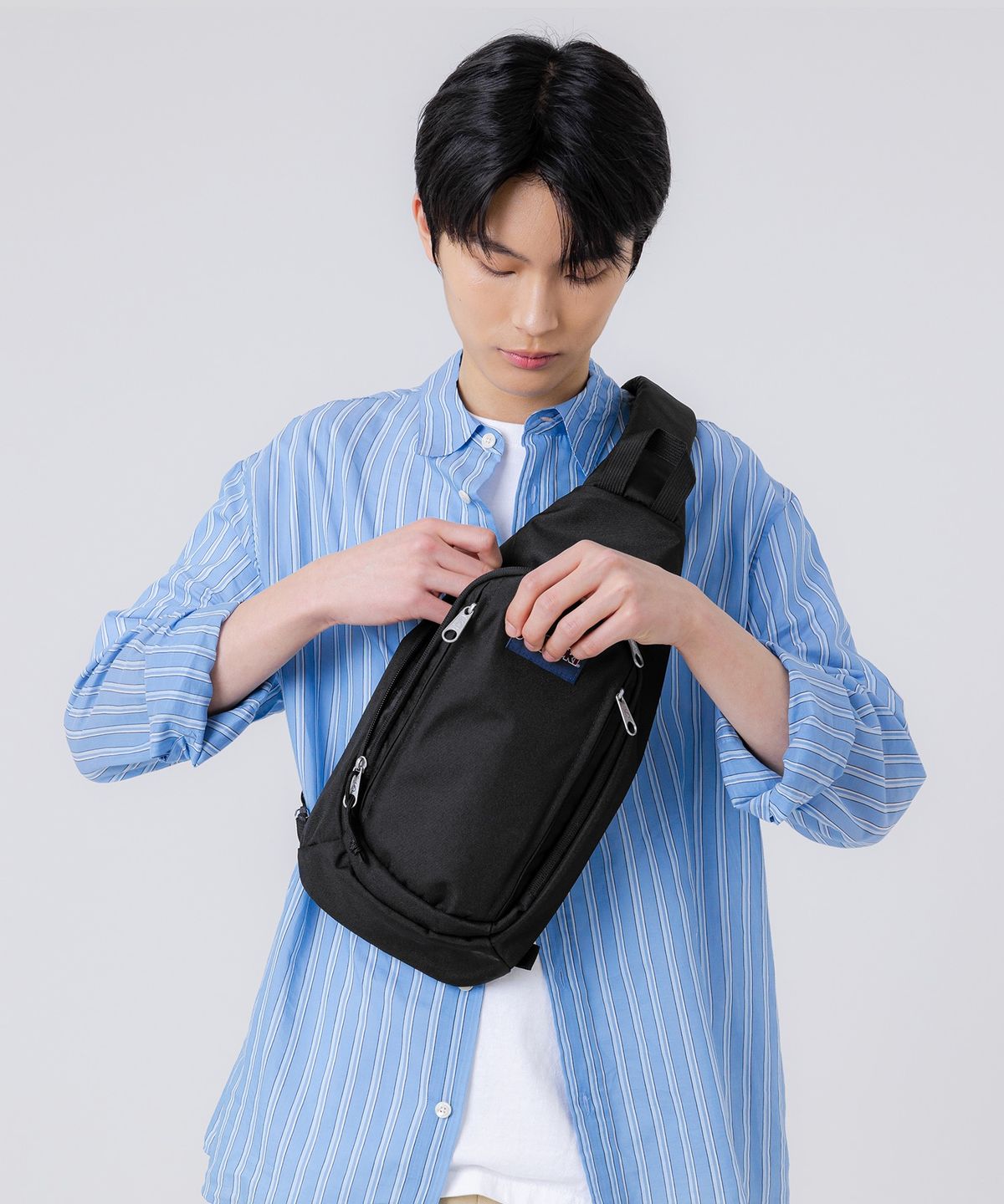 잔스포츠(JANSPORT) 무브 슬링 BLACK
