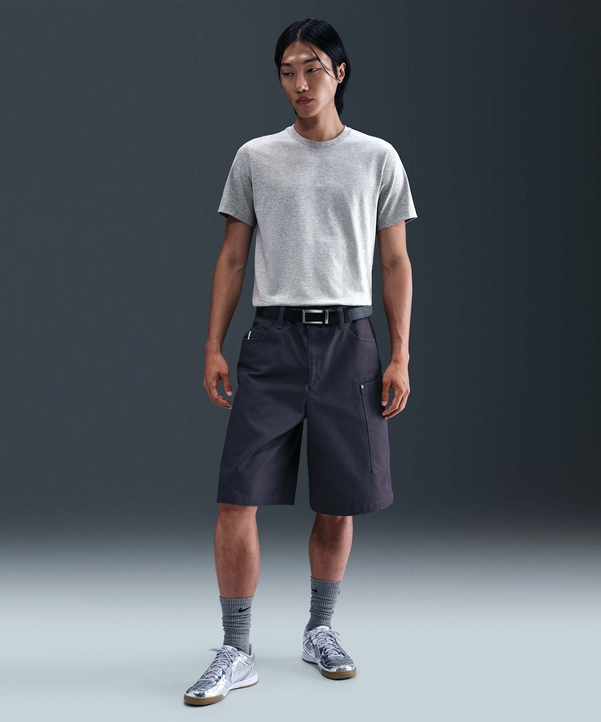 나이키(NIKE) 스포츠웨어 티셔츠 M - 다크 그레이 헤더:라이트 스모크 그레이 / HQ3717-063