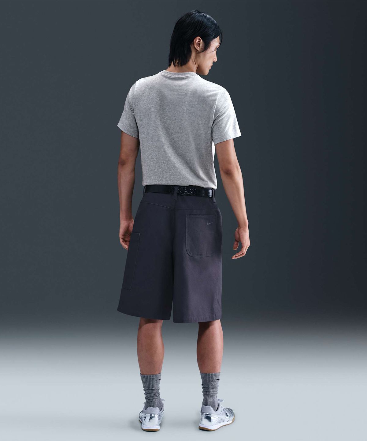 나이키(NIKE) 스포츠웨어 티셔츠 M - 다크 그레이 헤더:라이트 스모크 그레이 / HQ3717-063