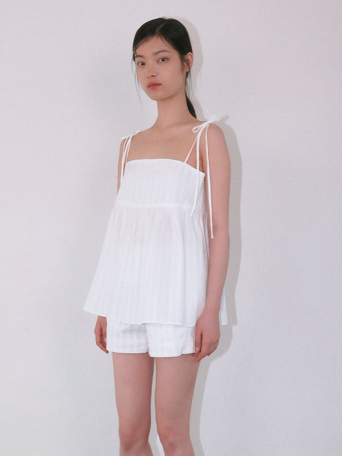 기준(KIJUN) Pure Lace Camisole Off-White