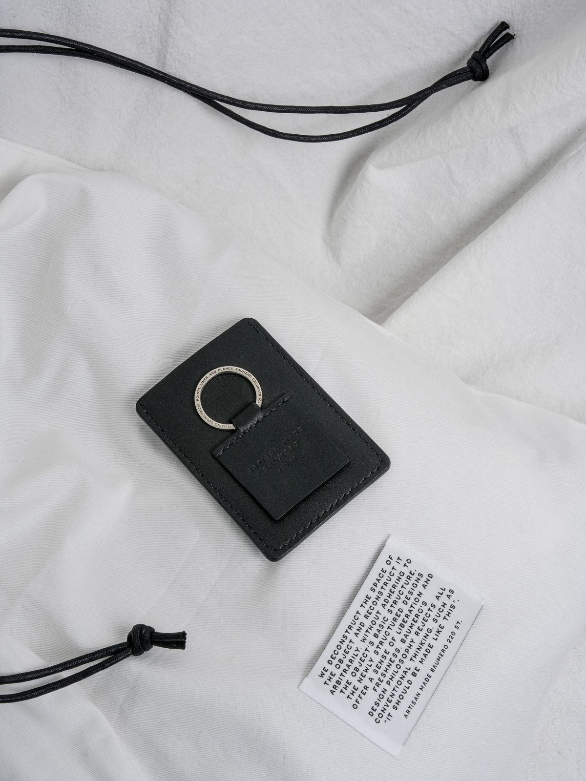 바우메로(BAUMERO) CARD 132 (GREY IVORY)