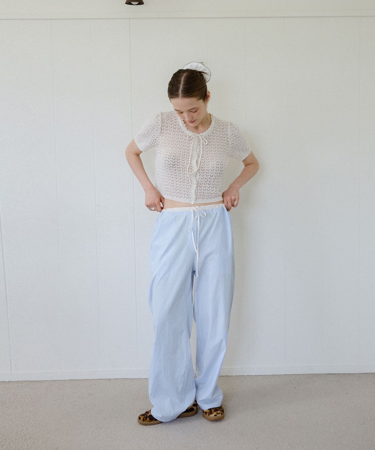 레터리(LETERIE) COZY STRIPE WIDE PANTS_BLUE