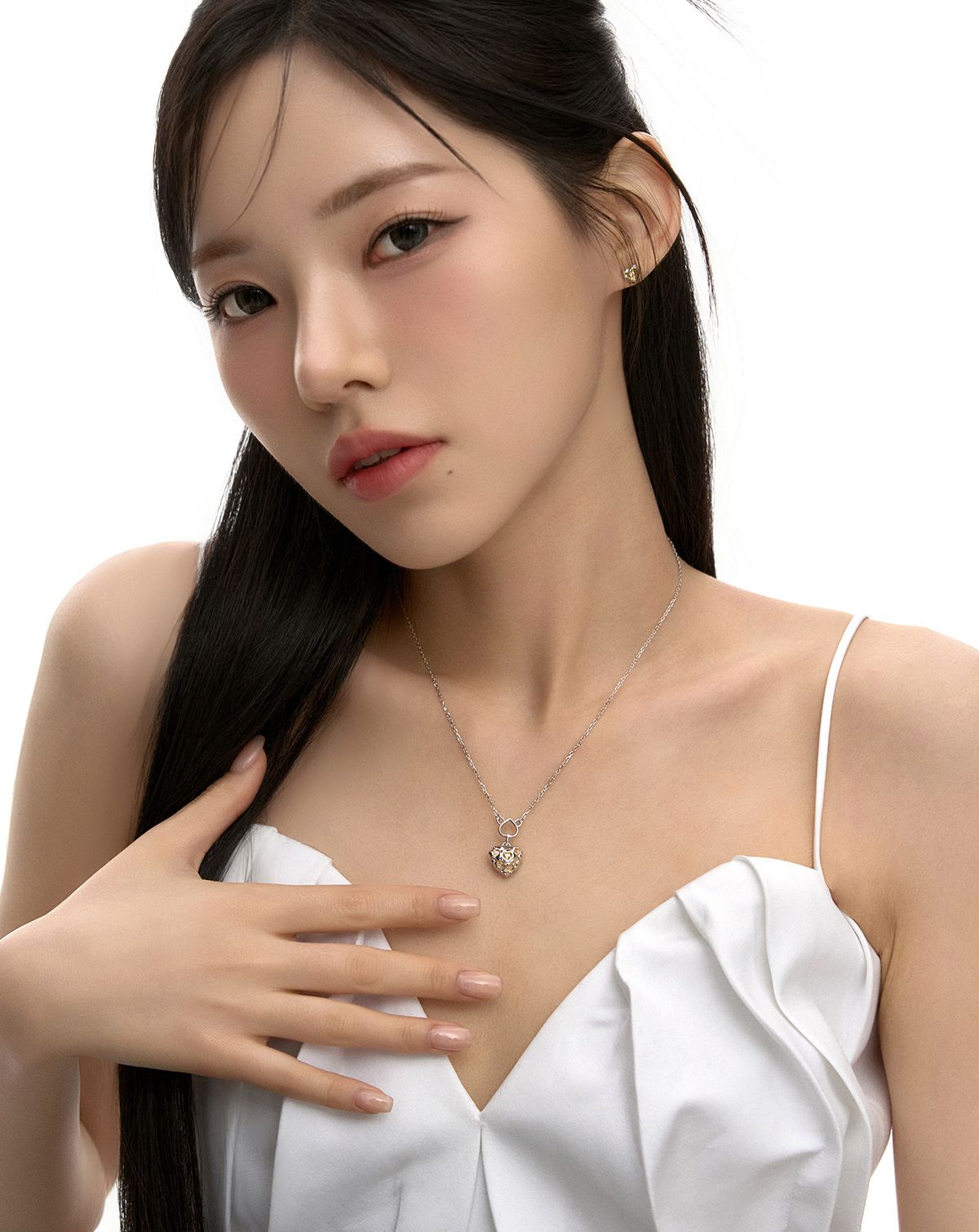 여섯시십칠분(PM 06:17) ILY 목걸이