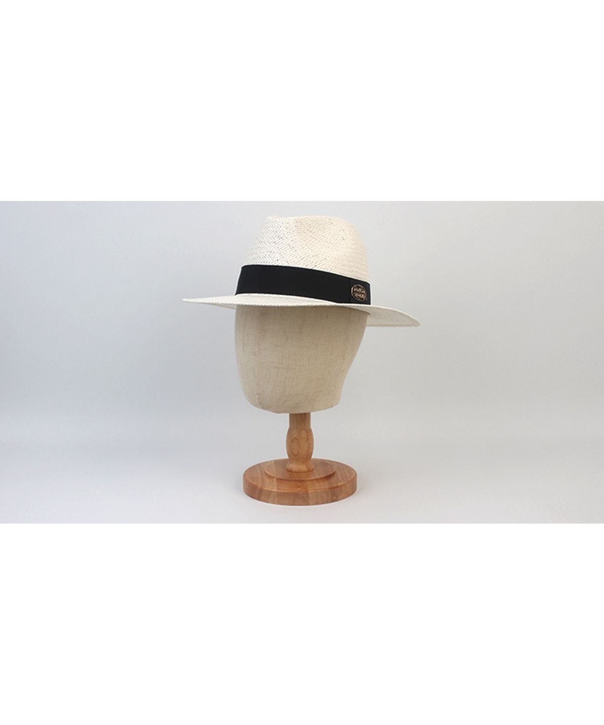 유니버셜 케미스트리(UNIVERSAL CHEMISTRY) Swing Basic White Fedora 여름페도라