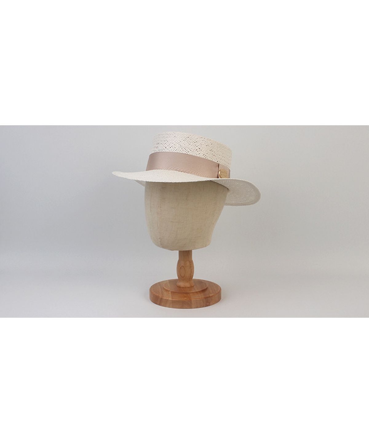 유니버셜 케미스트리(UNIVERSAL CHEMISTRY) White Ivory Line Panama Hat 파나마햇