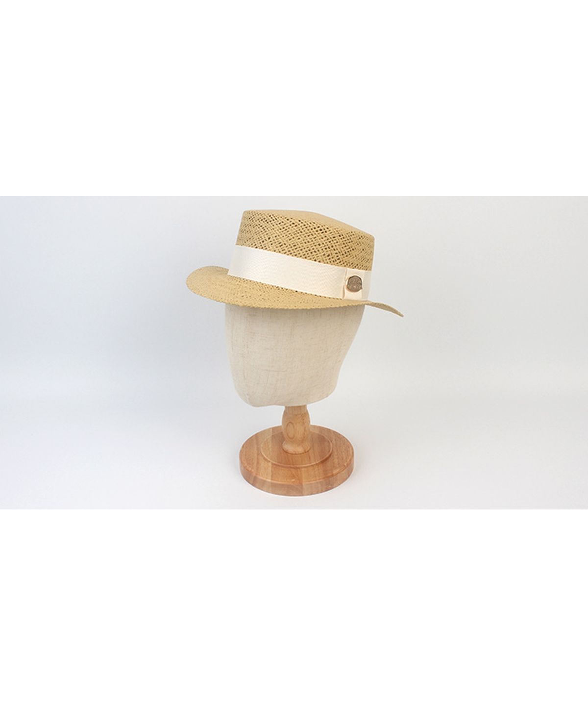 유니버셜 케미스트리(UNIVERSAL CHEMISTRY) Ivory Line Beige Short Panama Hat 파나마햇