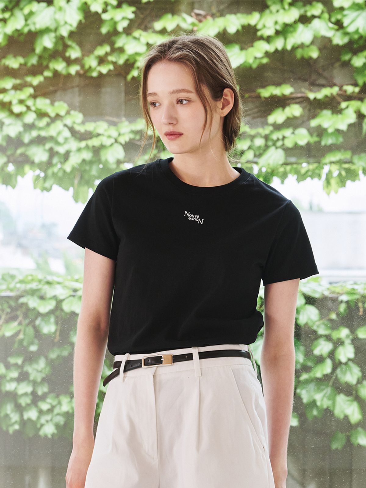 누브(NOUVE) 로고 코튼 티셔츠 - 블랙 / Logo Cotton T-Shirts - Black