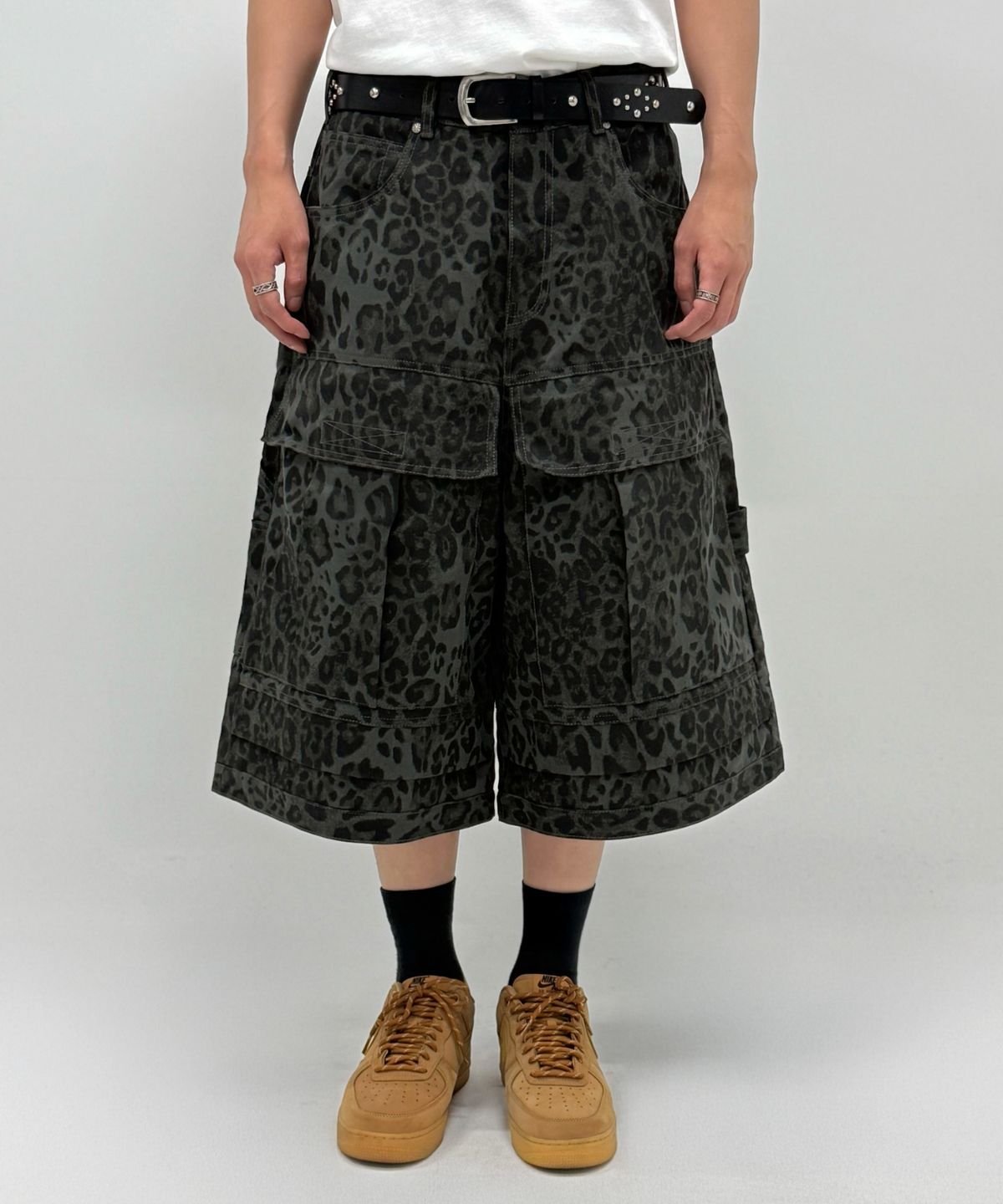 아이돈워너셀(IDWS) Ignis Maxi Cargo Bermuda Shorts Leopard