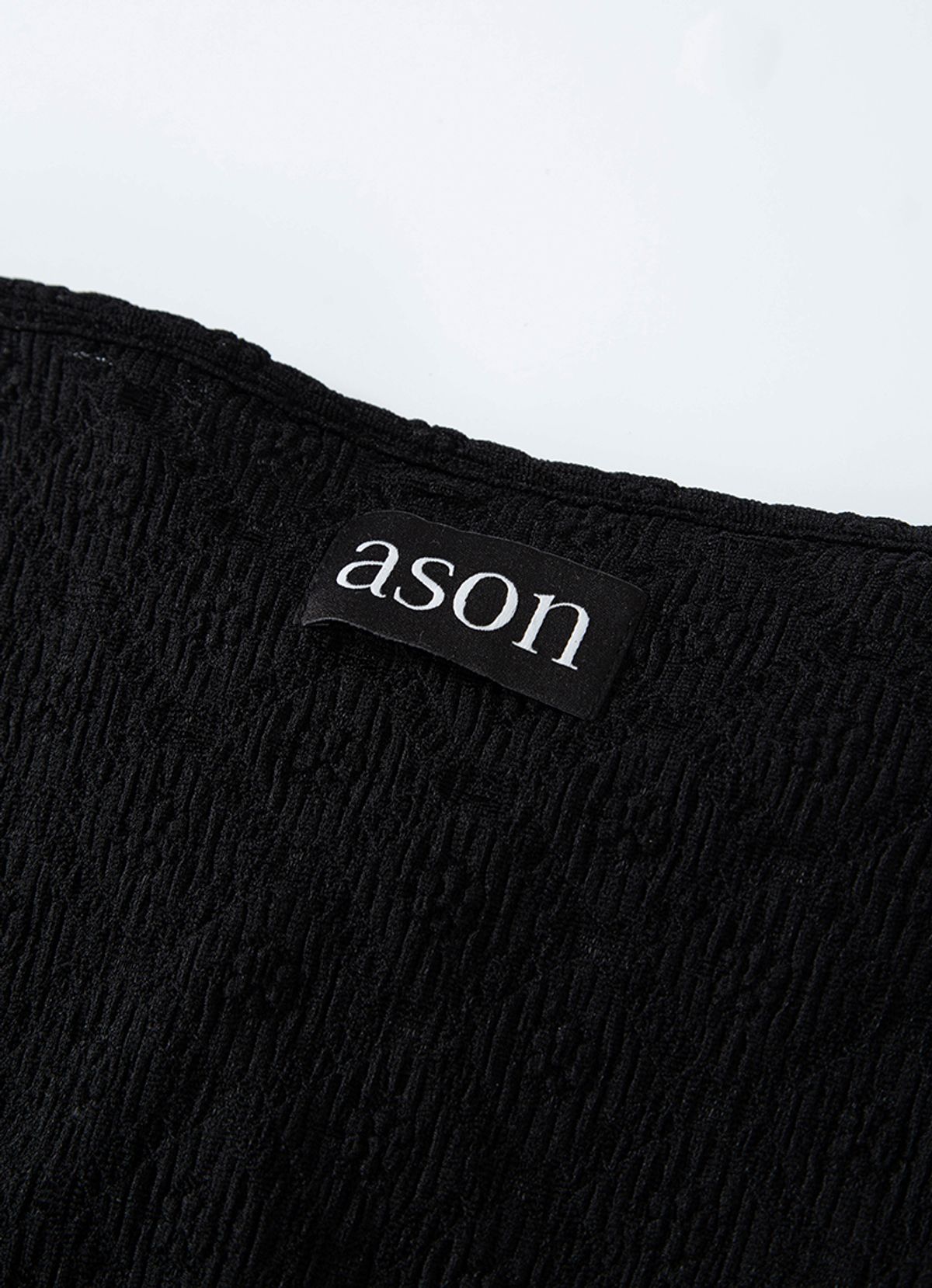애즈온(ASON) SIA TIE SLEEVELESS / BLACK