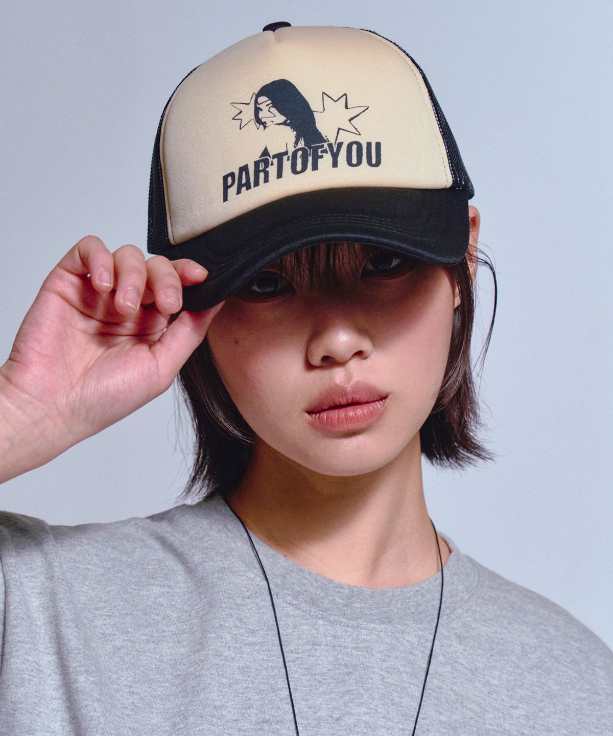 그레이버(GRAVER) [UNISEX]PART OF YOU 메쉬 트러커 캡 _크림 블랙