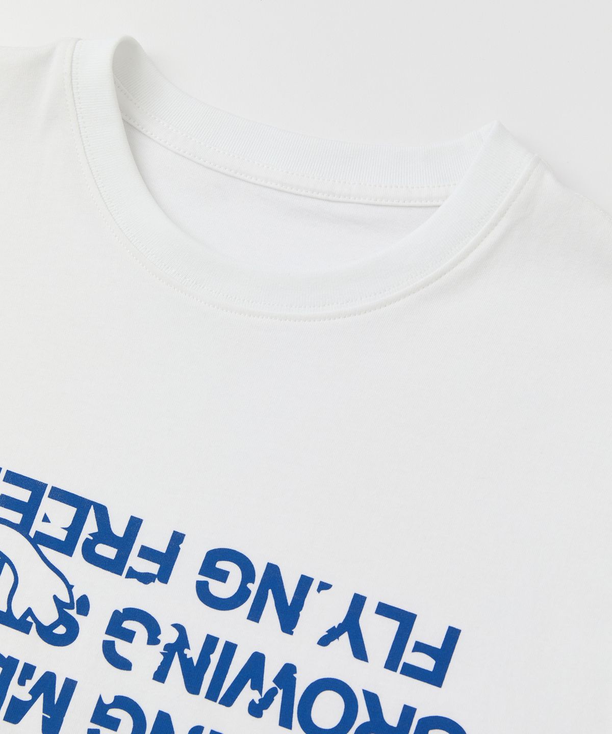 레이몬트(RAIMENT) 스텝 바이 스텝 레터링 아카이브 반팔 티셔츠_화이트