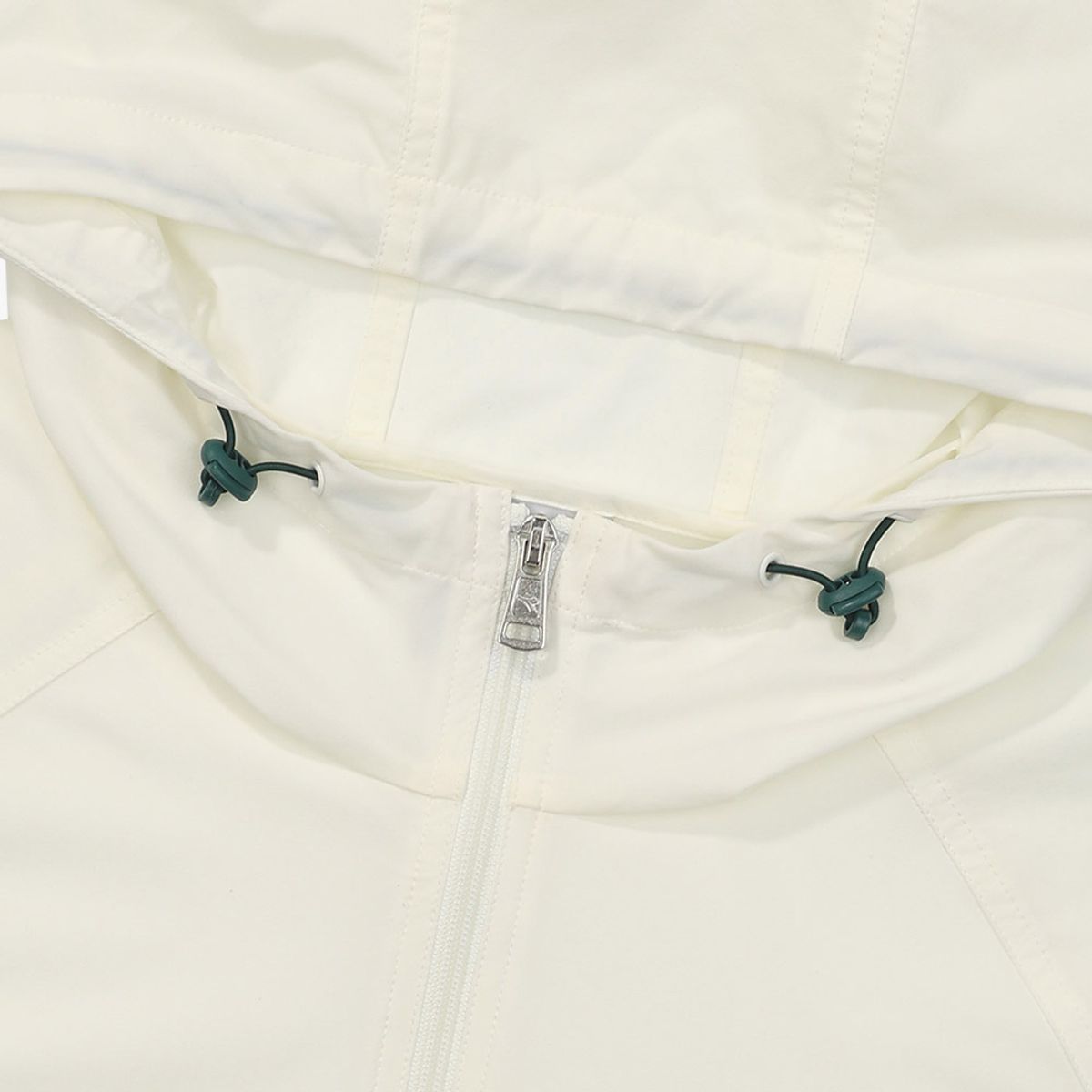 디아도라(diadora) 쿨웨이브 후드 반팔 아노락 OFF WHITE