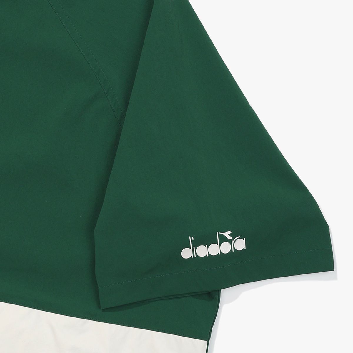 디아도라(diadora) 쿨웨이브 후드 반팔 아노락 GREEN