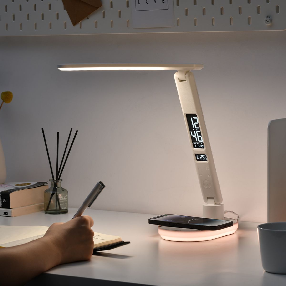 아이노트(INOTE) 무드등 LED 스탠드 조명 알람 시계 핸드폰 무선 충전기