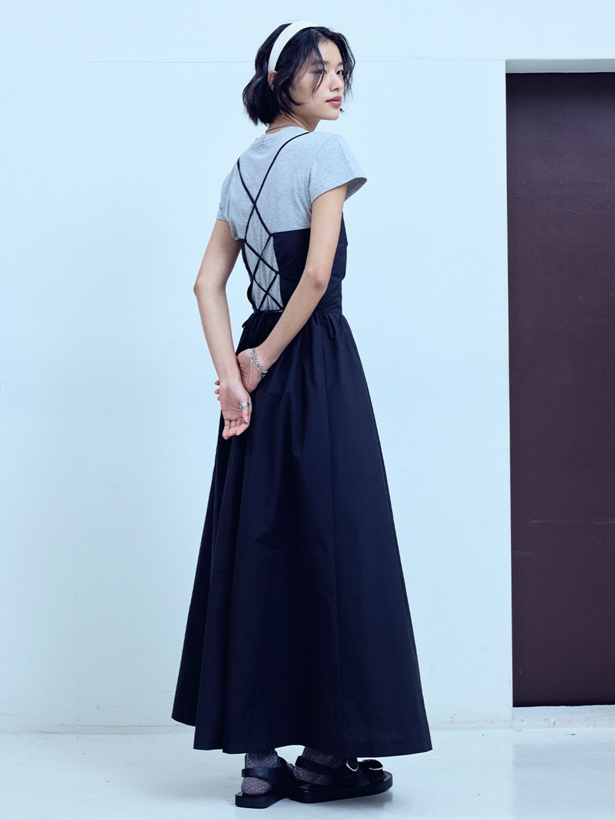 엘유브이엠(LUVM) OPEN BACK RIBBON DRESS_BLACK