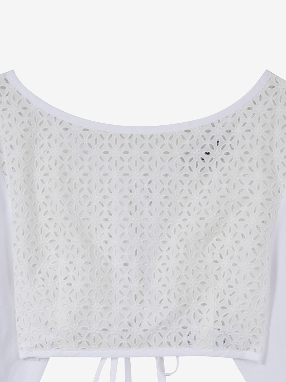 엘유브이엠(LUVM) PUNCHING OPEN BACK BLOUSE_WHITE