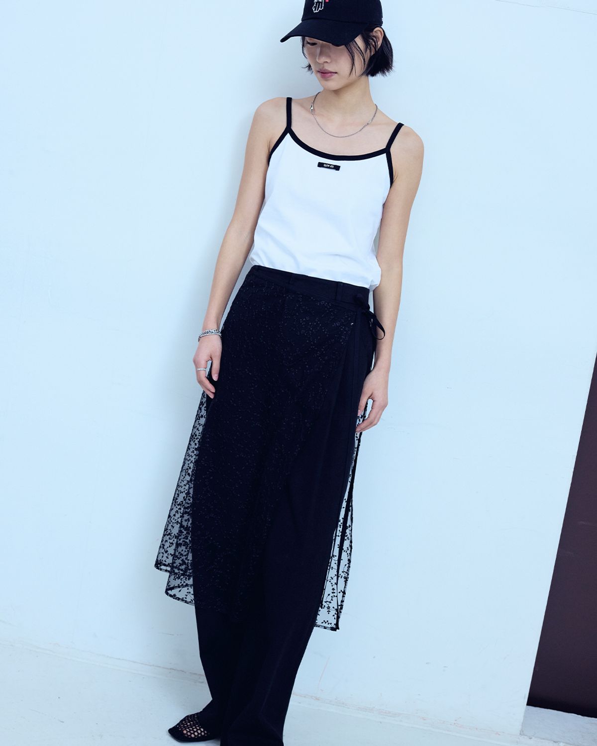 엘유브이엠(LUVM) STARRY LAYERD WLAP RIBBON SKIRTS_BLACK