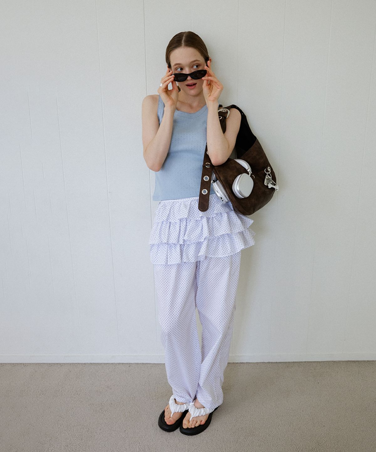 레터리(LETERIE) BASIC FLOWER SLEEVELESS_BLUE