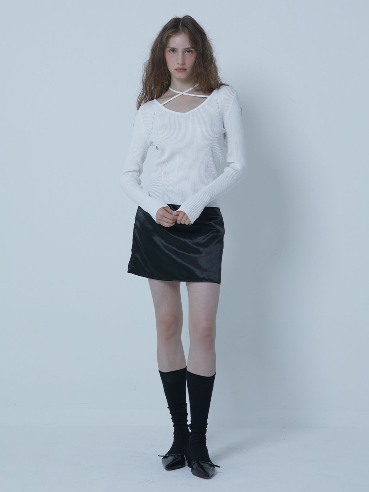 모어라이크잇(MORELIKEIT) 퓨어실크 미니스커트 블랙