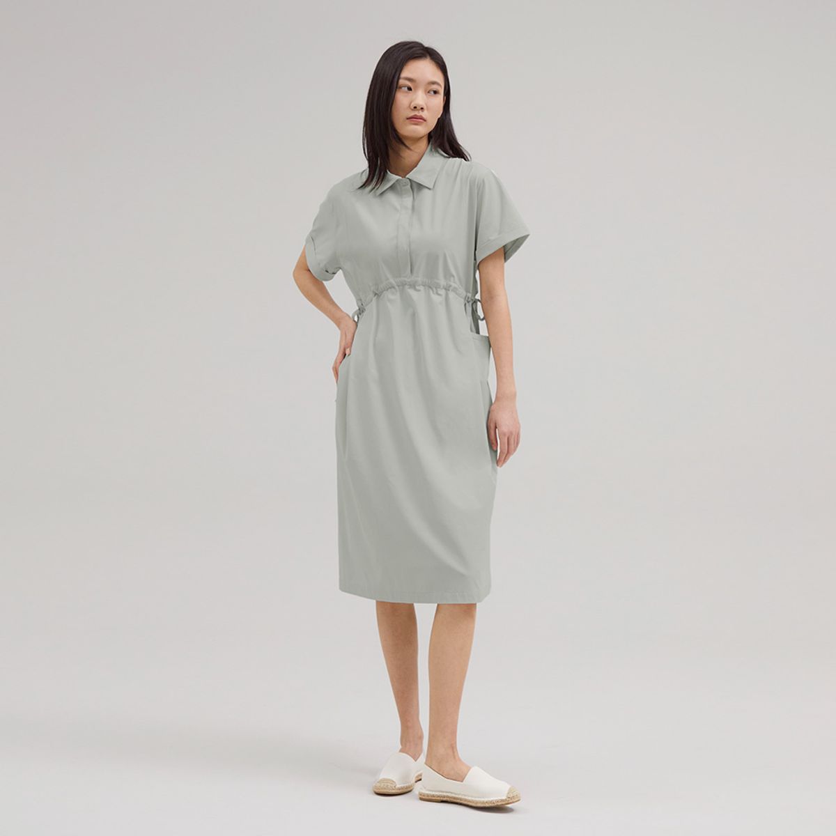 안다르(ANDAR) 에어스트 카라 원피스