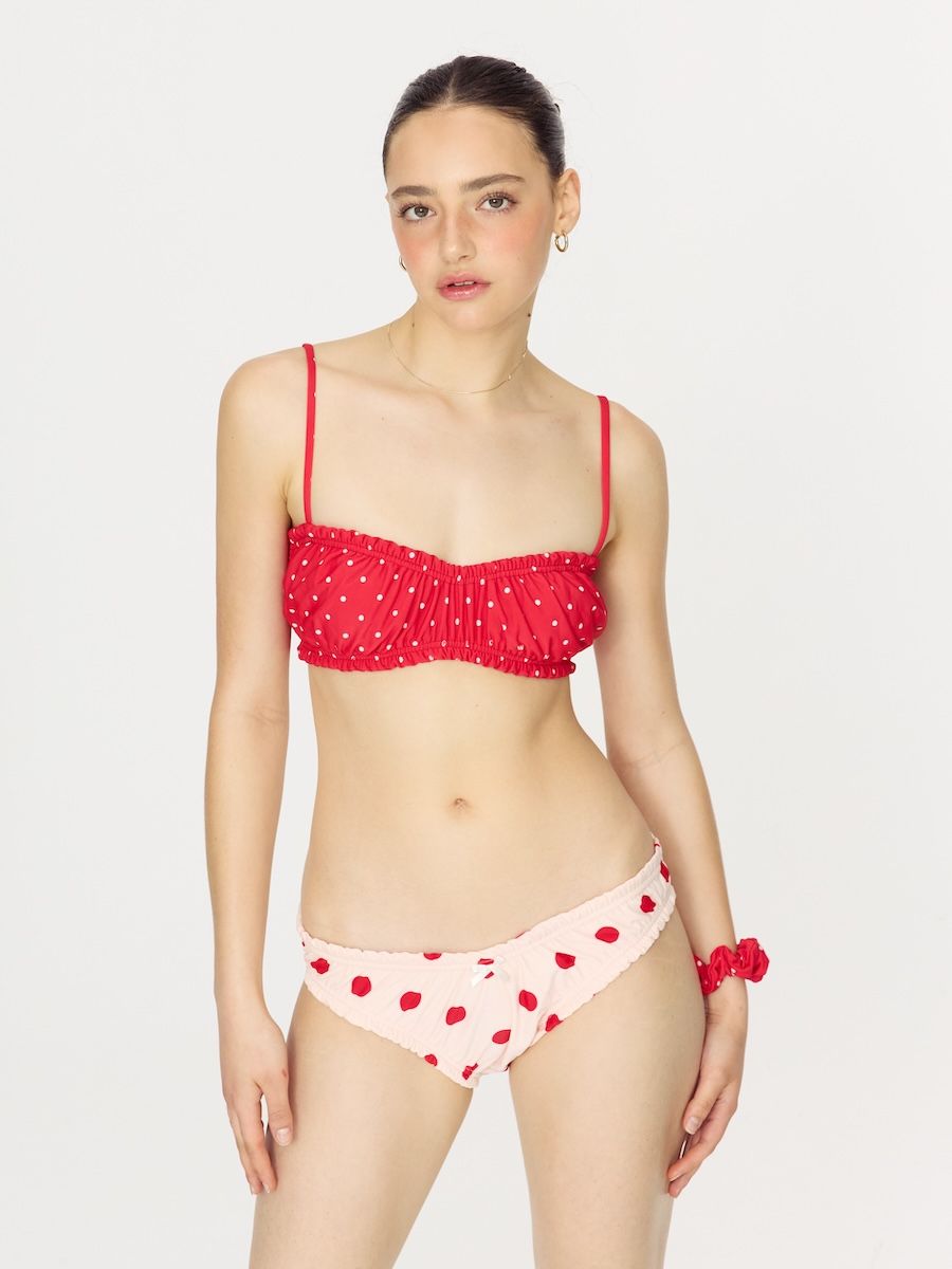 韓国 人気 新作 水着 シャーリング [GLOWNY] BLUSH BIKINI TOP MUSINSA公式 | GLOWNY BLUSH BIKINI TOP (3 Colors)