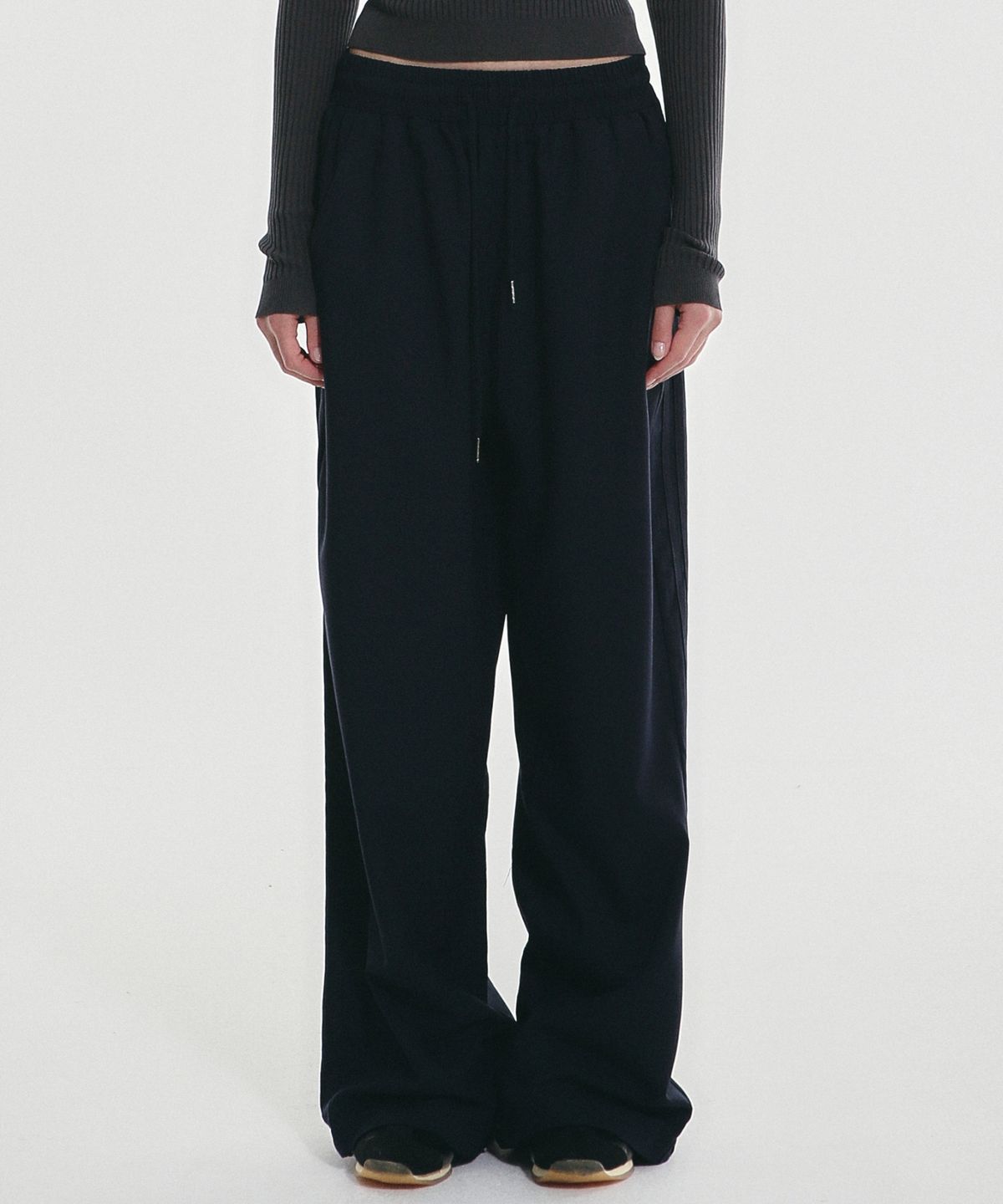 닉앤니콜(NICK&NICOLE) SIDE LINE STRING SLACKS_NAVY