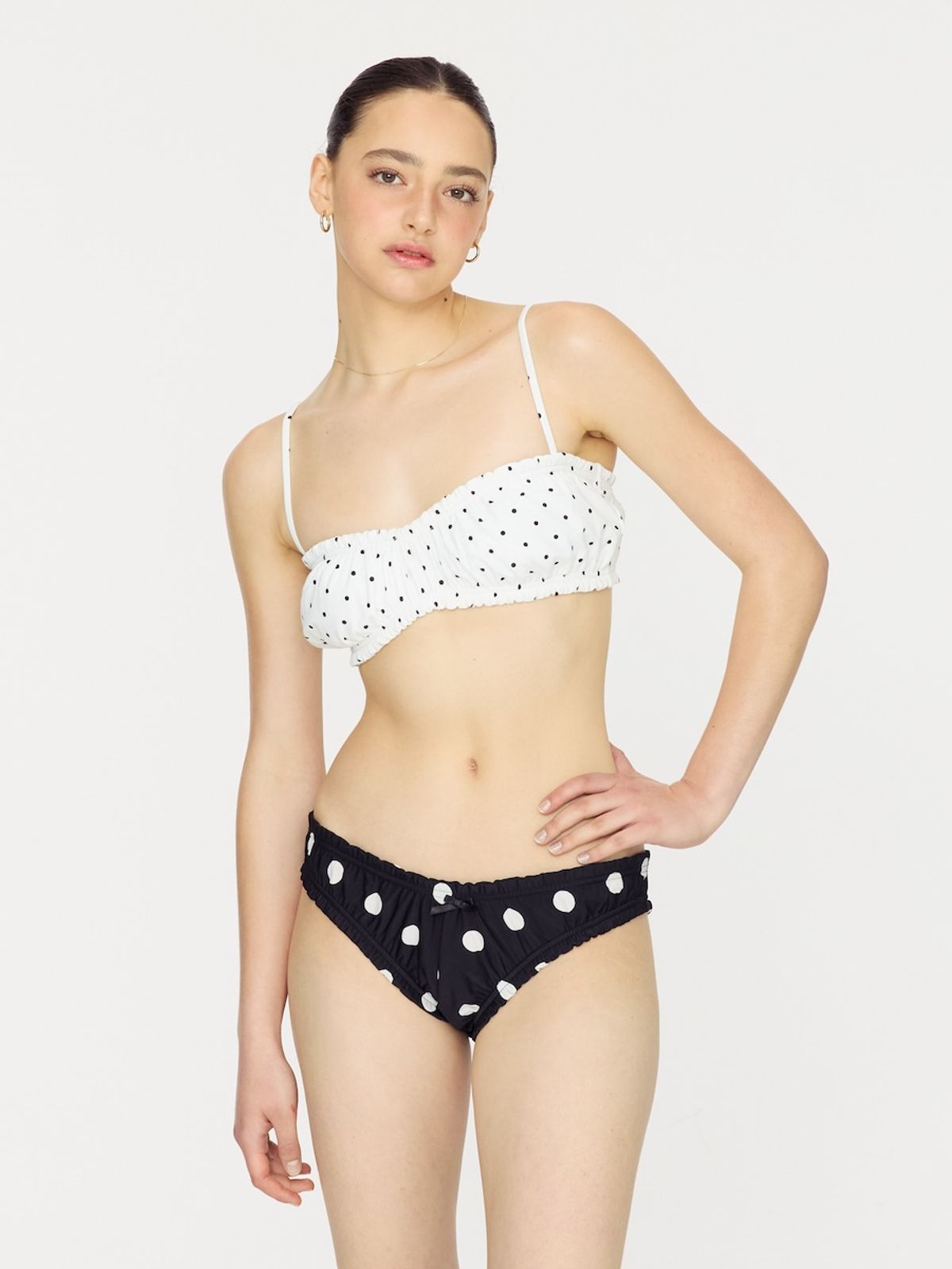 글로니(GLOWNY) BLUSH CHEEKY BIKINI BOTTOM (3 Colors)
