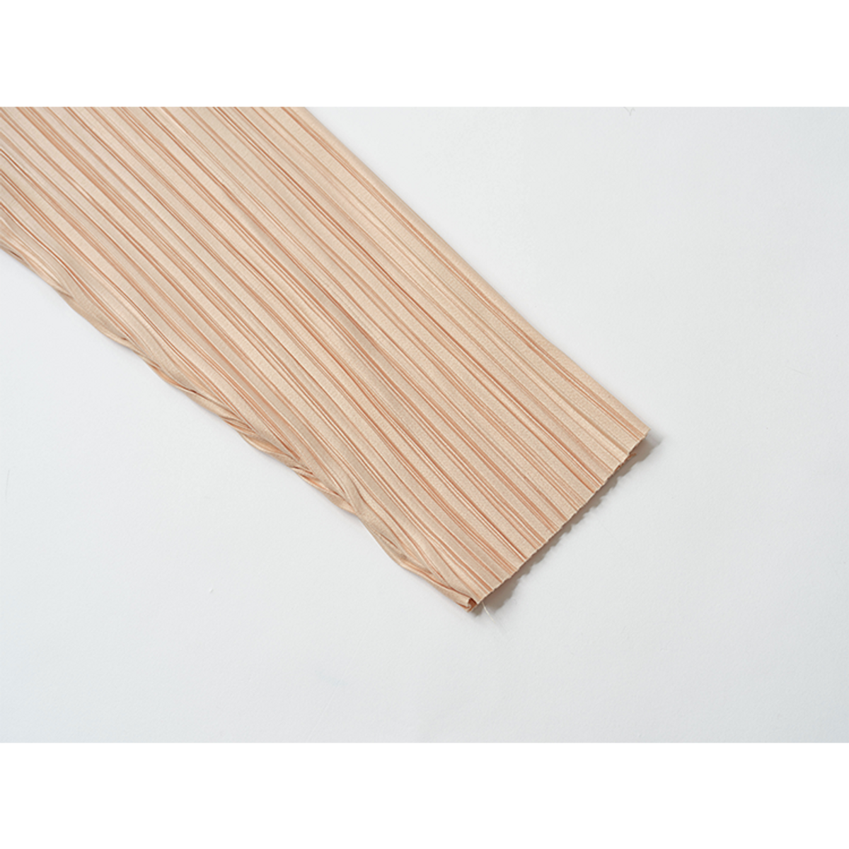 라메종드도도(LA MAISON DE DODO) Simply Dodo Zip Up in Pleats_ Champagne Beige 후드집업