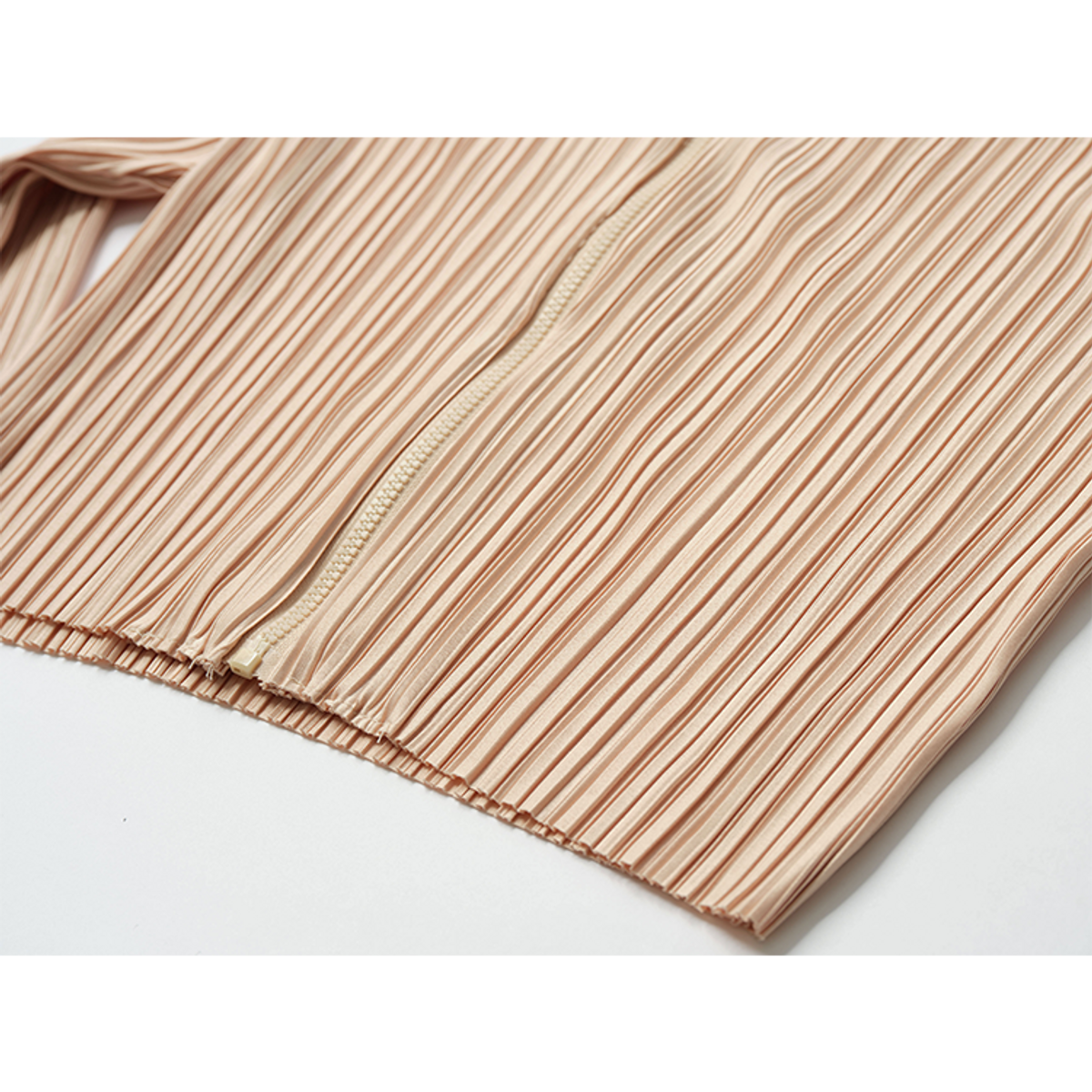 라메종드도도(LA MAISON DE DODO) Simply Dodo Zip Up in Pleats_ Champagne Beige 후드집업