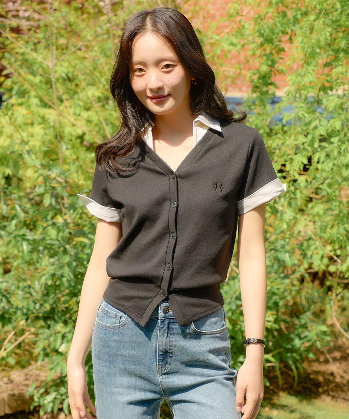 살롱 드 욘(SALON DE YOHN) Timeless Short Sleeve Cardigan_ Black