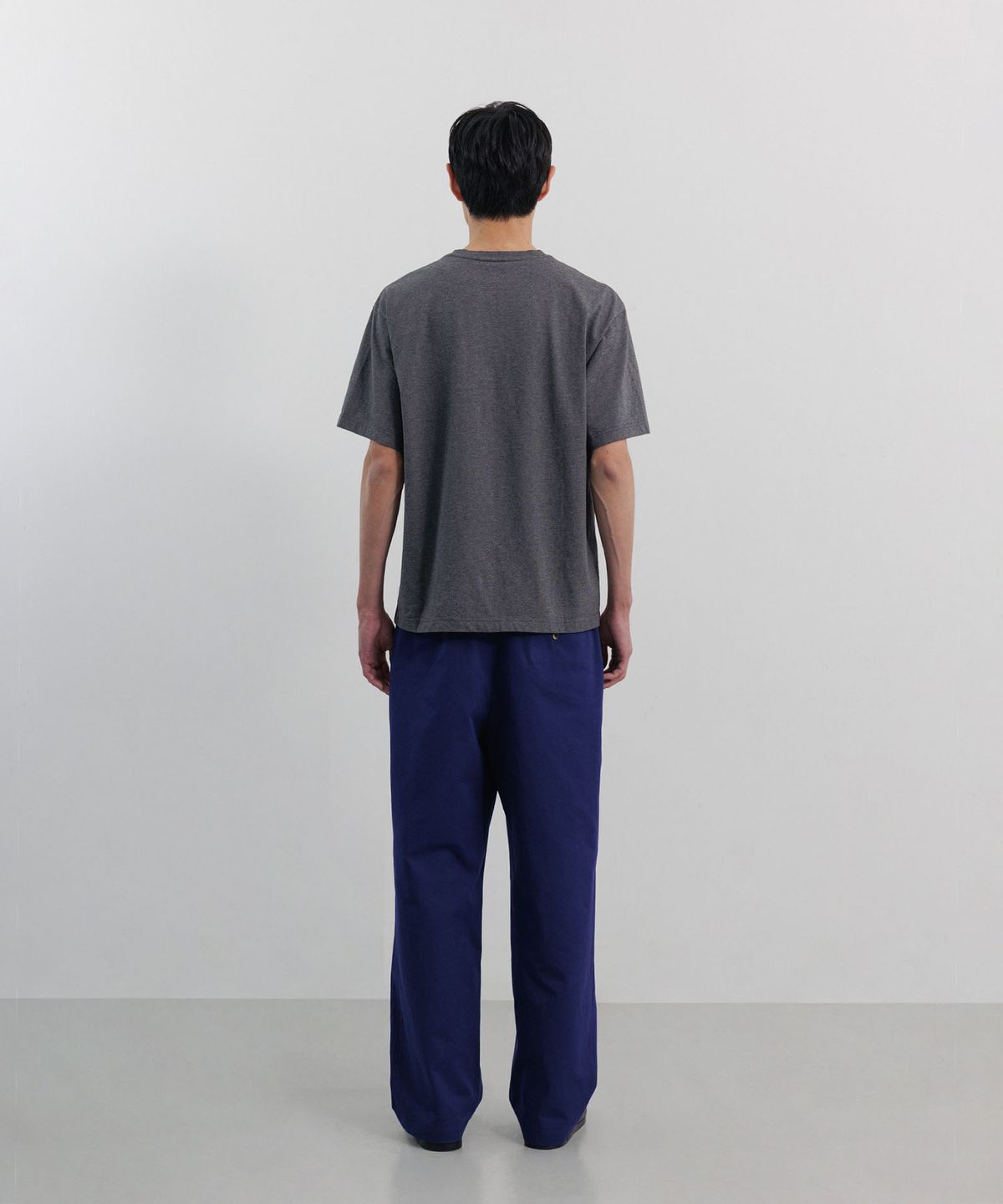 블랭크룸(BLANKROOM) 클래식 하프 티 셔츠_MELANGE CHARCOAL