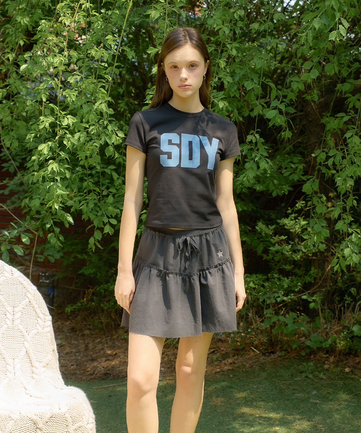 살롱 드 욘(SALON DE YOHN) SDY Logo Crop T_ Black
