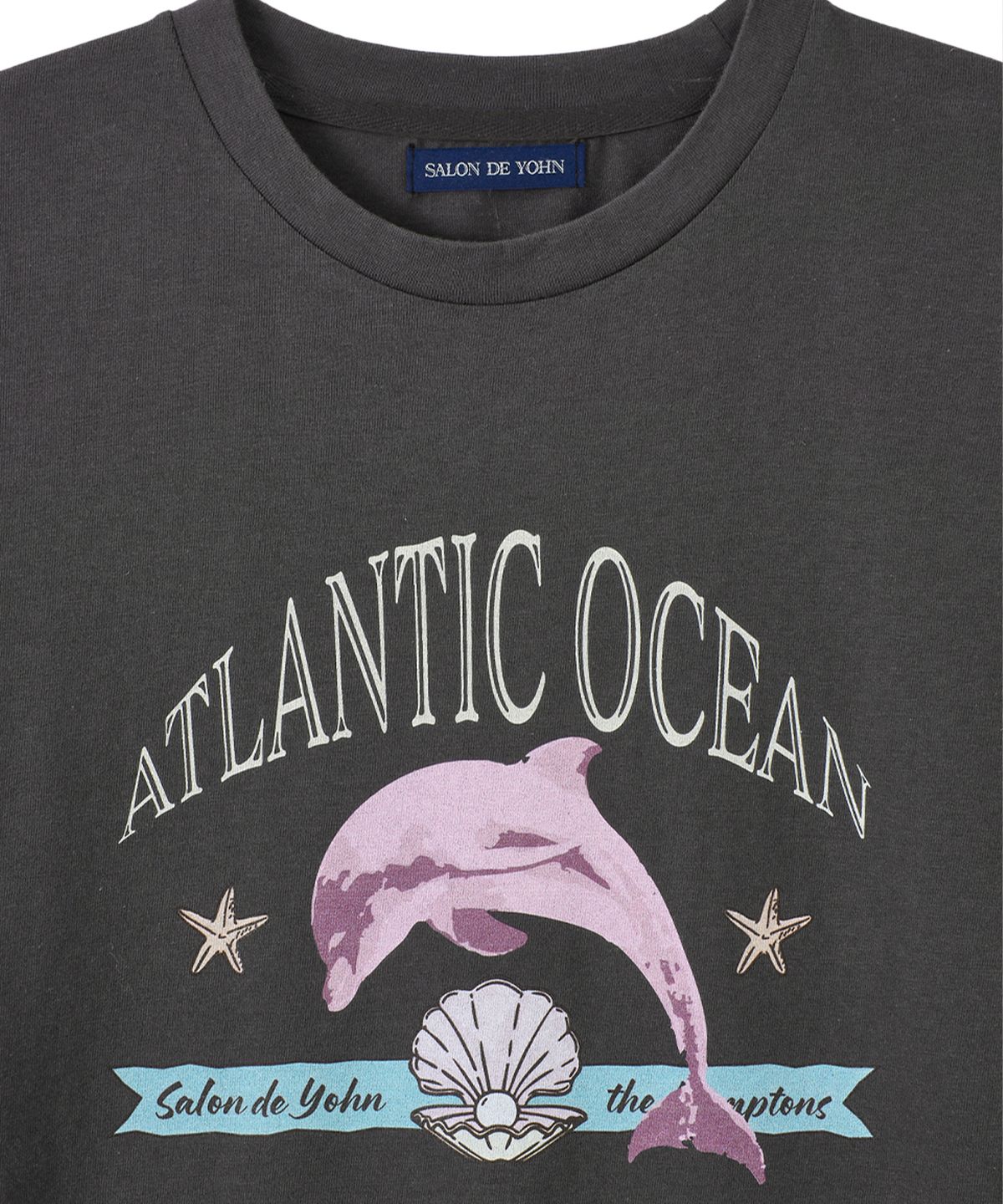 살롱 드 욘(SALON DE YOHN) Pink Dolphin Boxy T_ Charcoal
