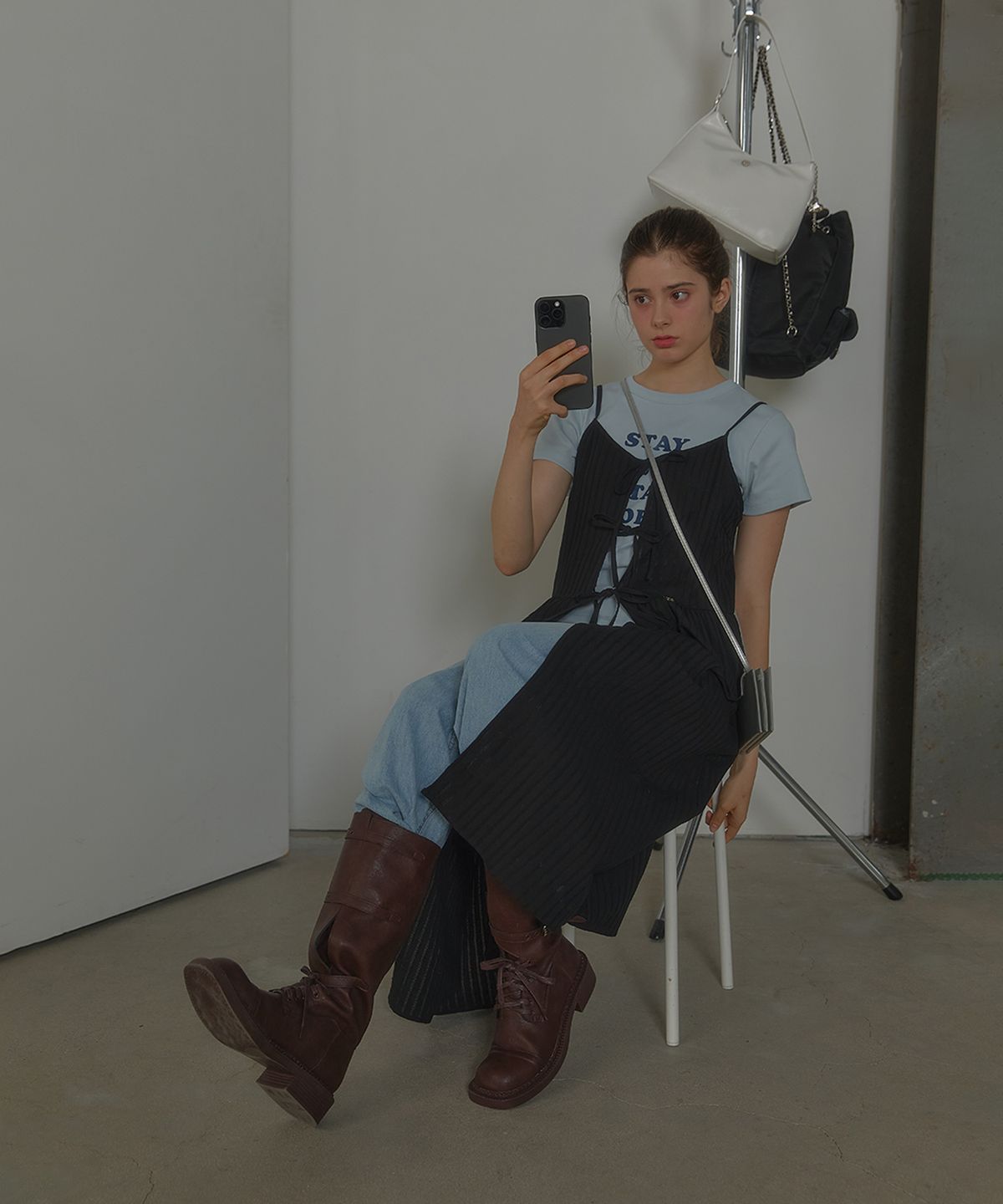 아노에틱(ANOETIC) ANC OPEN SLIT SLEEVELESS ONE-PIECE_BLACK
