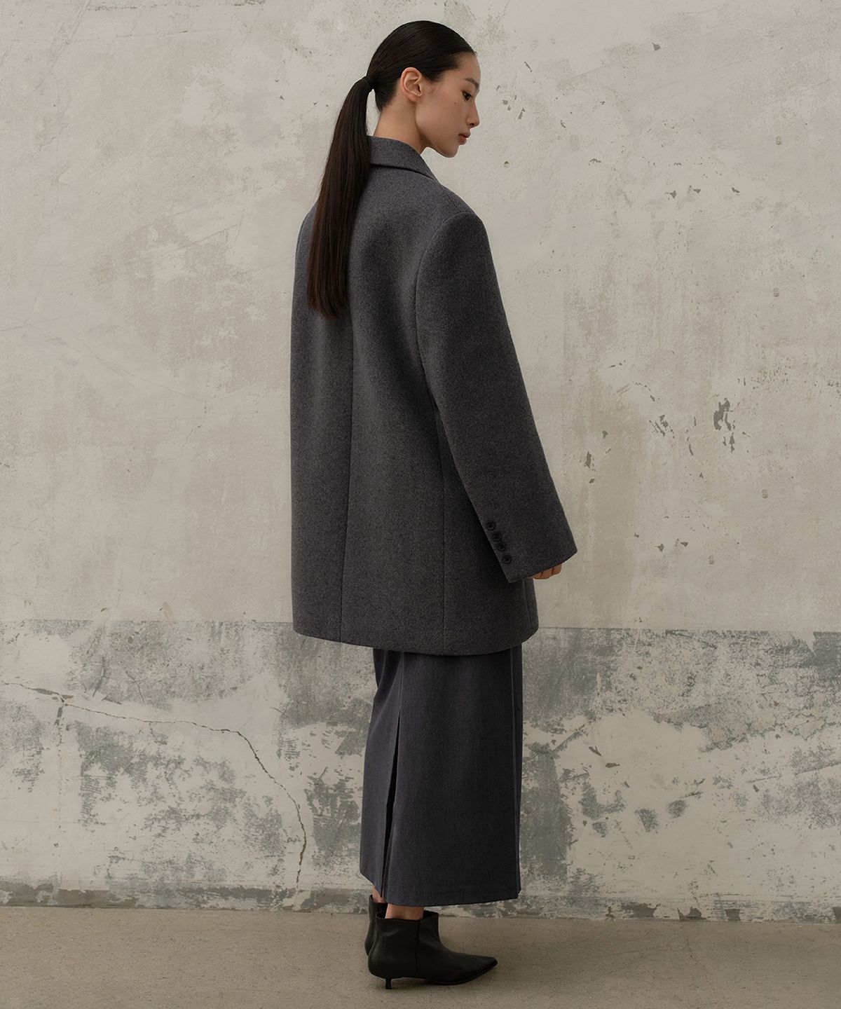 무신사 스탠다드 우먼(MUSINSA STANDARD WOMAN) 우먼즈 울 블렌드 오버 숄더 더블 하프 코트 [미디엄 그레이]