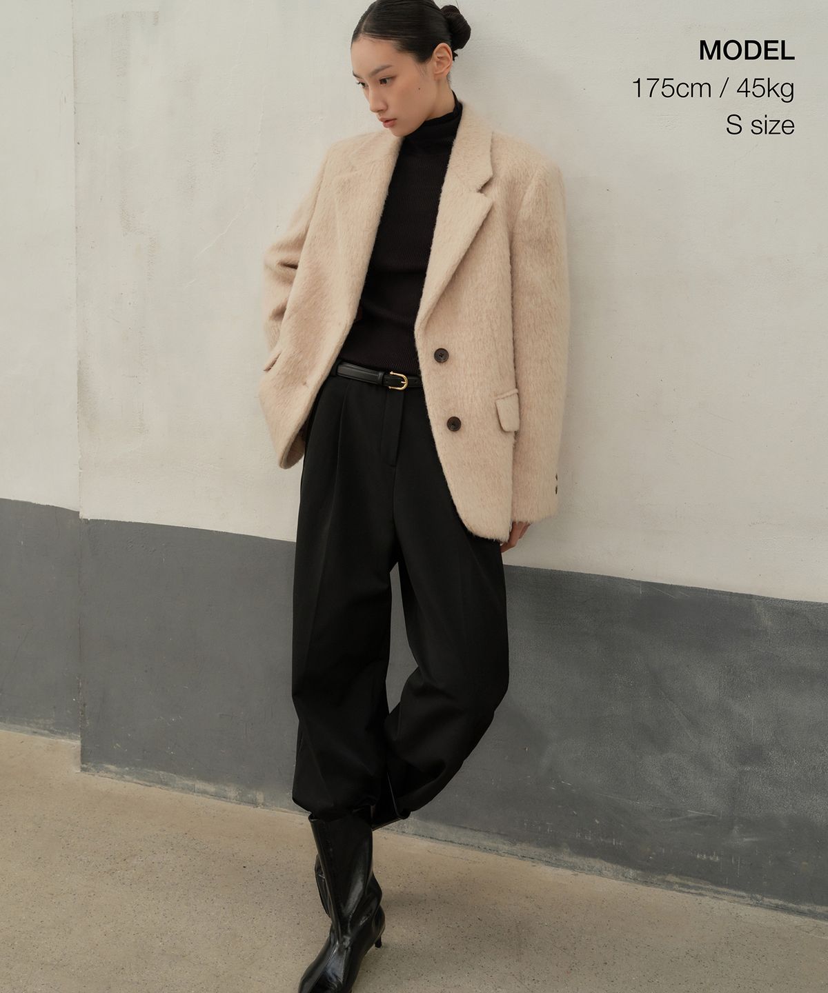 무신사 스탠다드 우먼(MUSINSA STANDARD WOMAN) 우먼즈 울 블렌드 헤어리 오버 숄더 블레이저 코트 [크림]