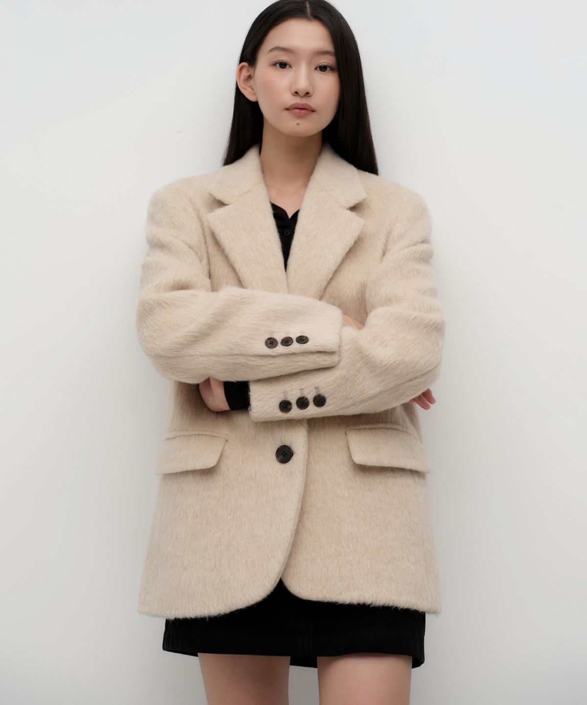 무신사 스탠다드 우먼(MUSINSA STANDARD WOMAN) 우먼즈 울 블렌드 헤어리 오버 숄더 블레이저 코트 [크림]