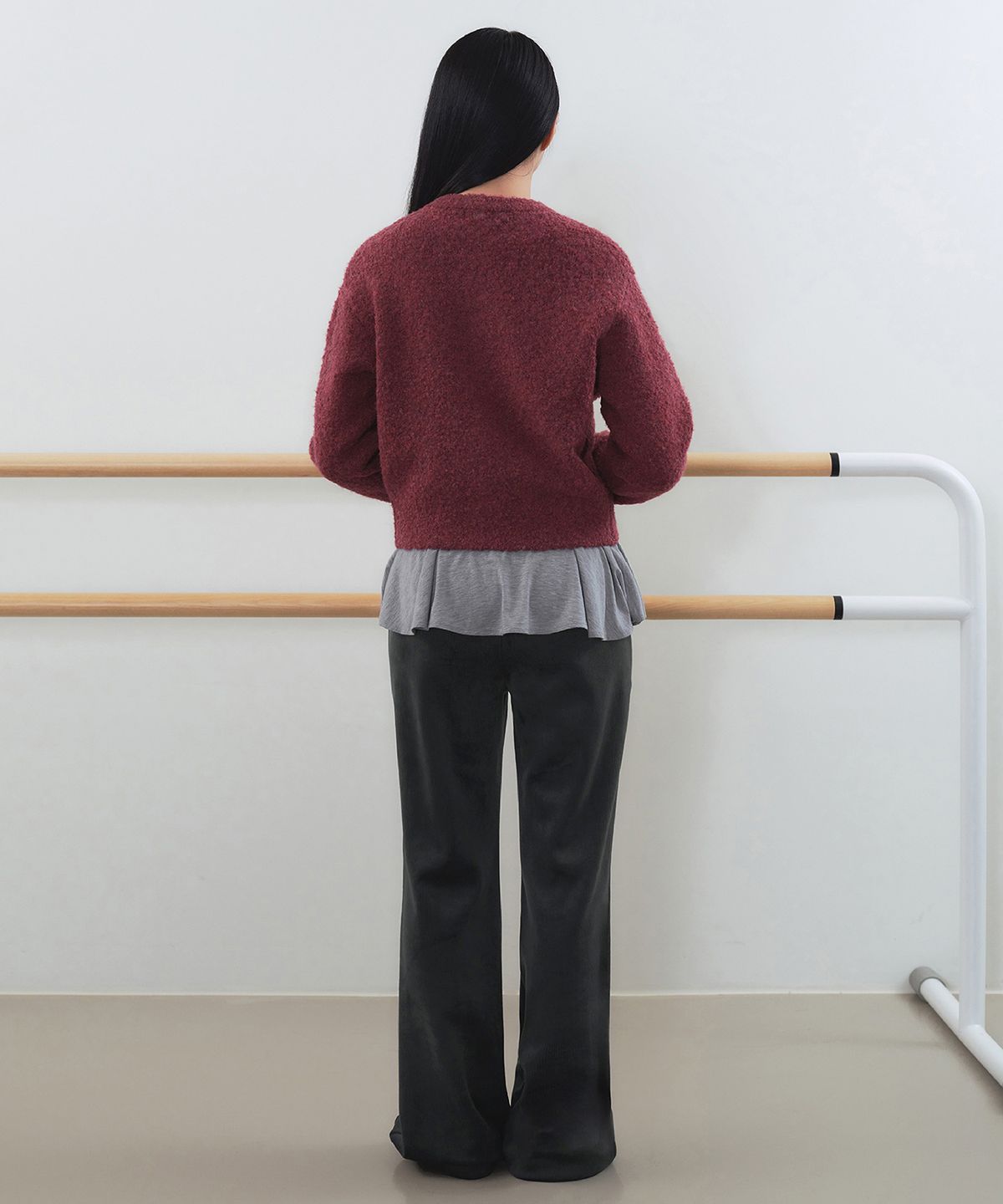 무신사 스탠다드 우먼(MUSINSA STANDARD WOMAN) 우먼즈 벨루어 코듀로이 플레어 밴딩 팬츠 [다크 그레이]