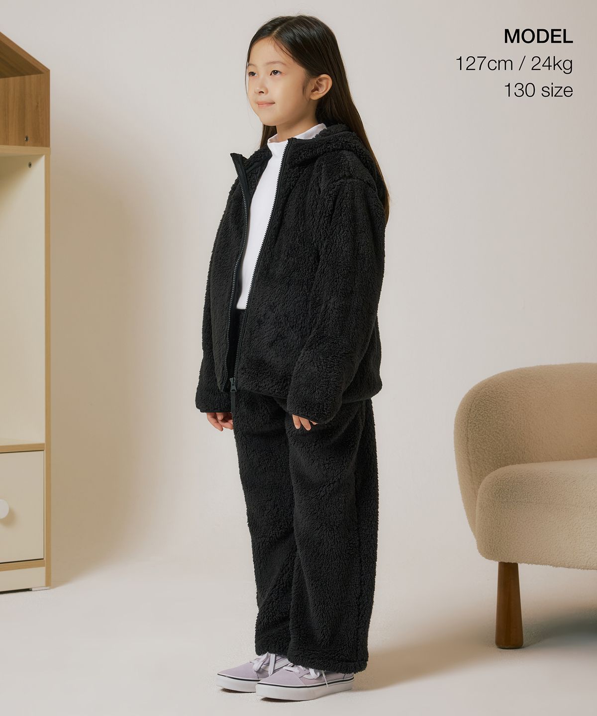 무신사 스탠다드 키즈(MUSINSA STANDARD KIDS) 샤기 플리스 이어 후디드 집업 [블랙]