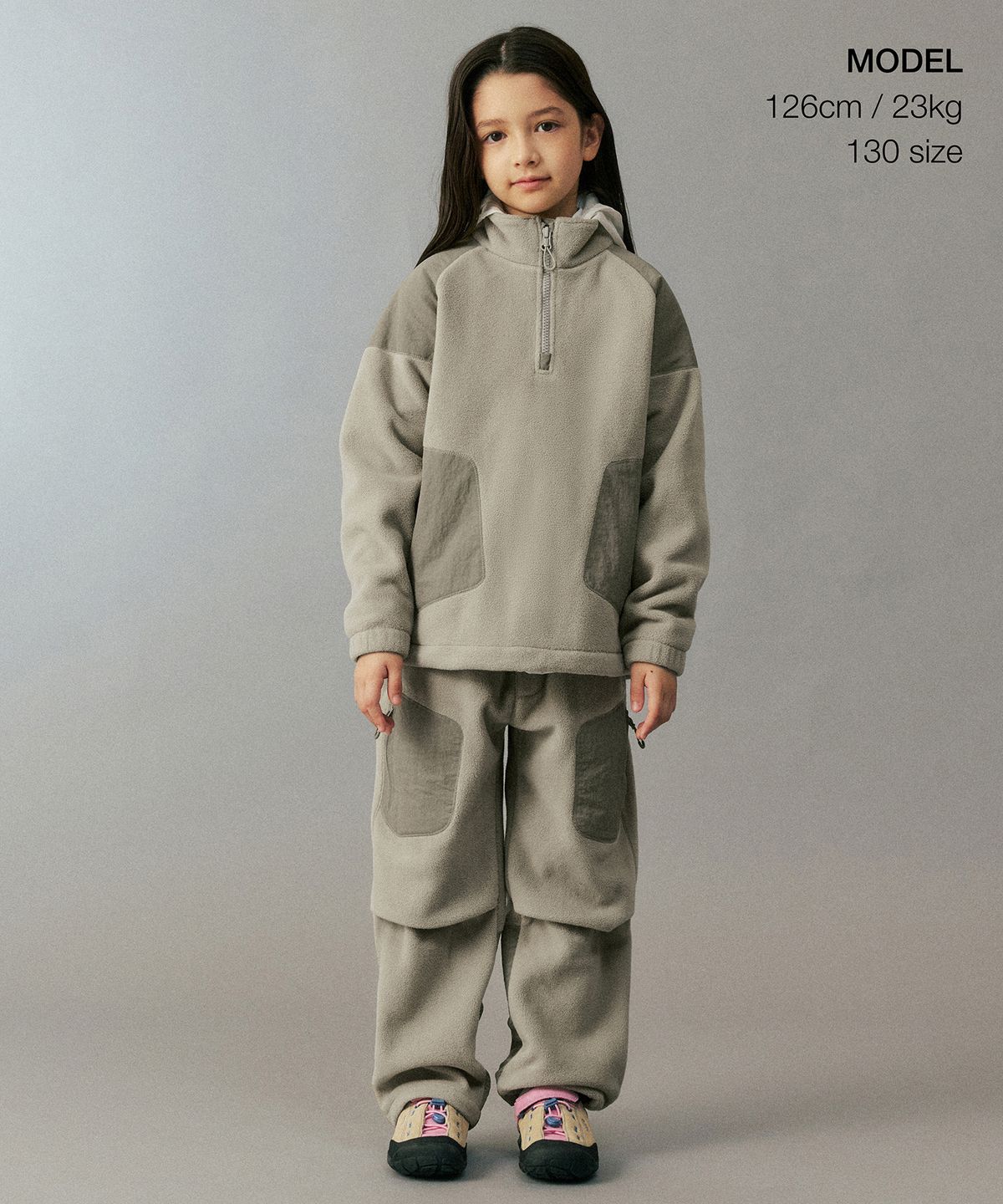 무신사 스탠다드 키즈(MUSINSA STANDARD KIDS) [시티 레저] 폴라 플리스 하프 집업 풀오버 [그레이쉬 베이지]