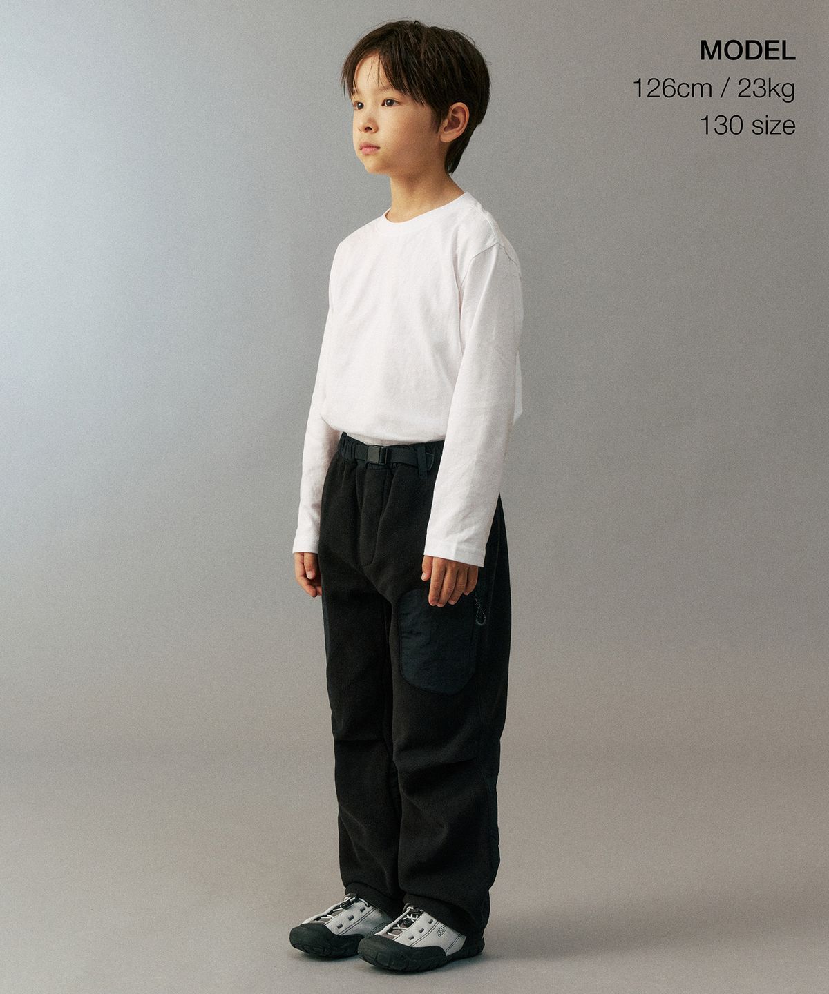무신사 스탠다드 키즈(MUSINSA STANDARD KIDS) [시티 레저] 폴라 플리스 벨티드 밴딩 팬츠 [블랙]