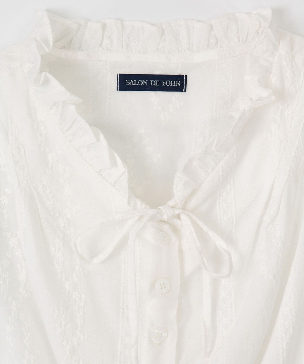 살롱 드 욘(SALON DE YOHN) Lace Puff Shoulder Blouse_ White