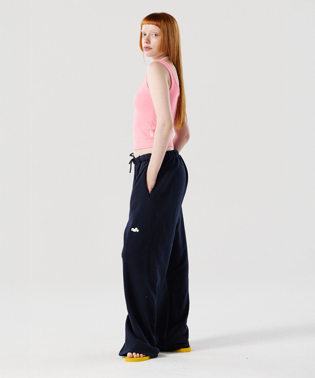 알엠알엔(RMRN) BASIC RIB SLEEVELESS TOP