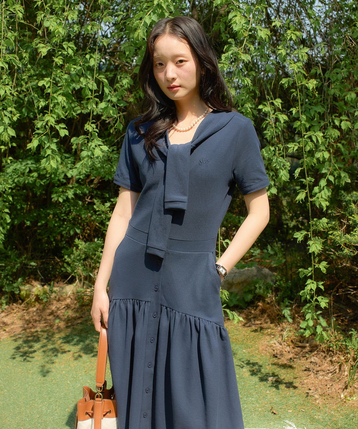 살롱 드 욘(SALON DE YOHN) Shawl Layered Long Dress_ Navy