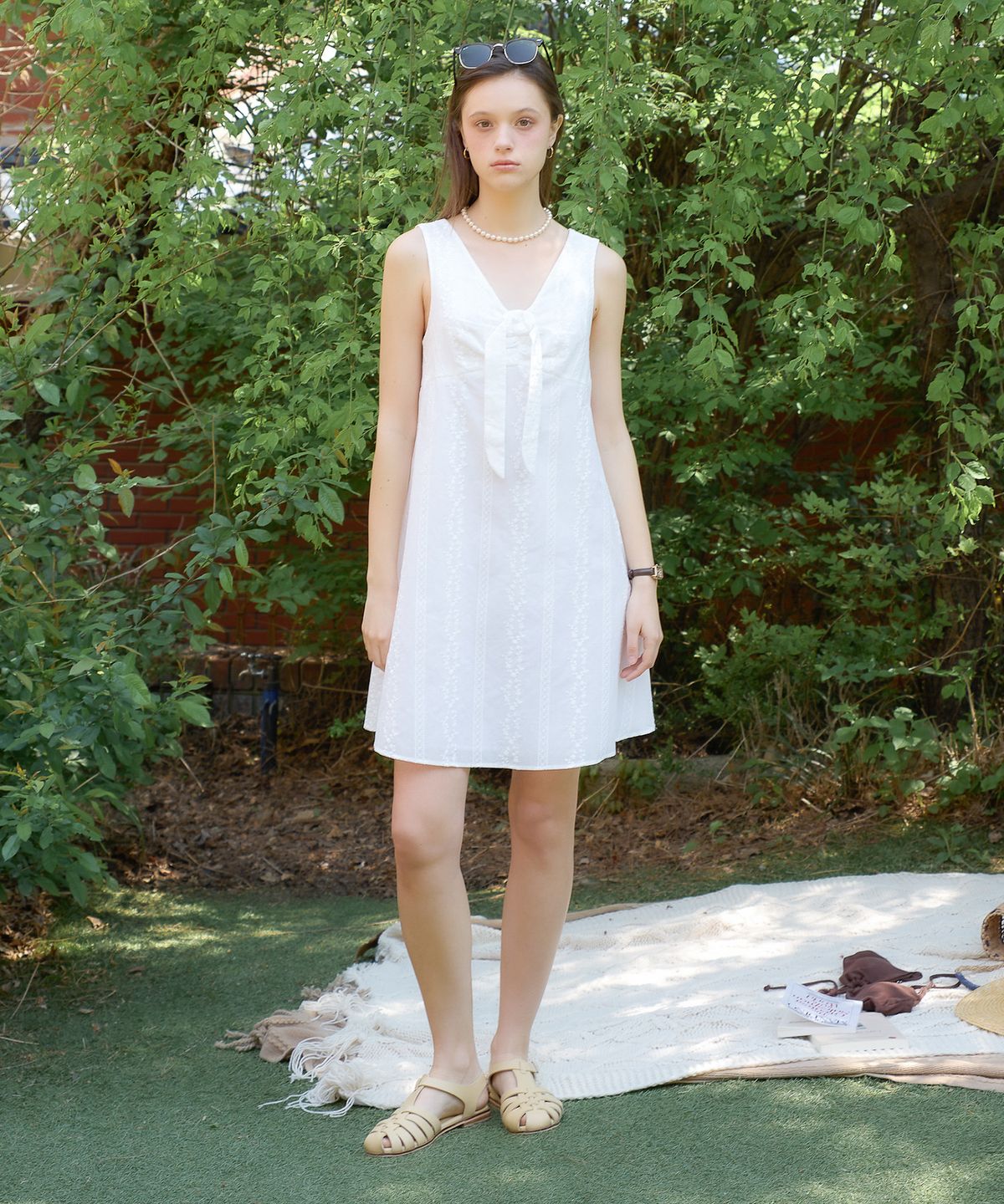 살롱 드 욘(SALON DE YOHN) Hampton Ribbon Mini Dress_ White