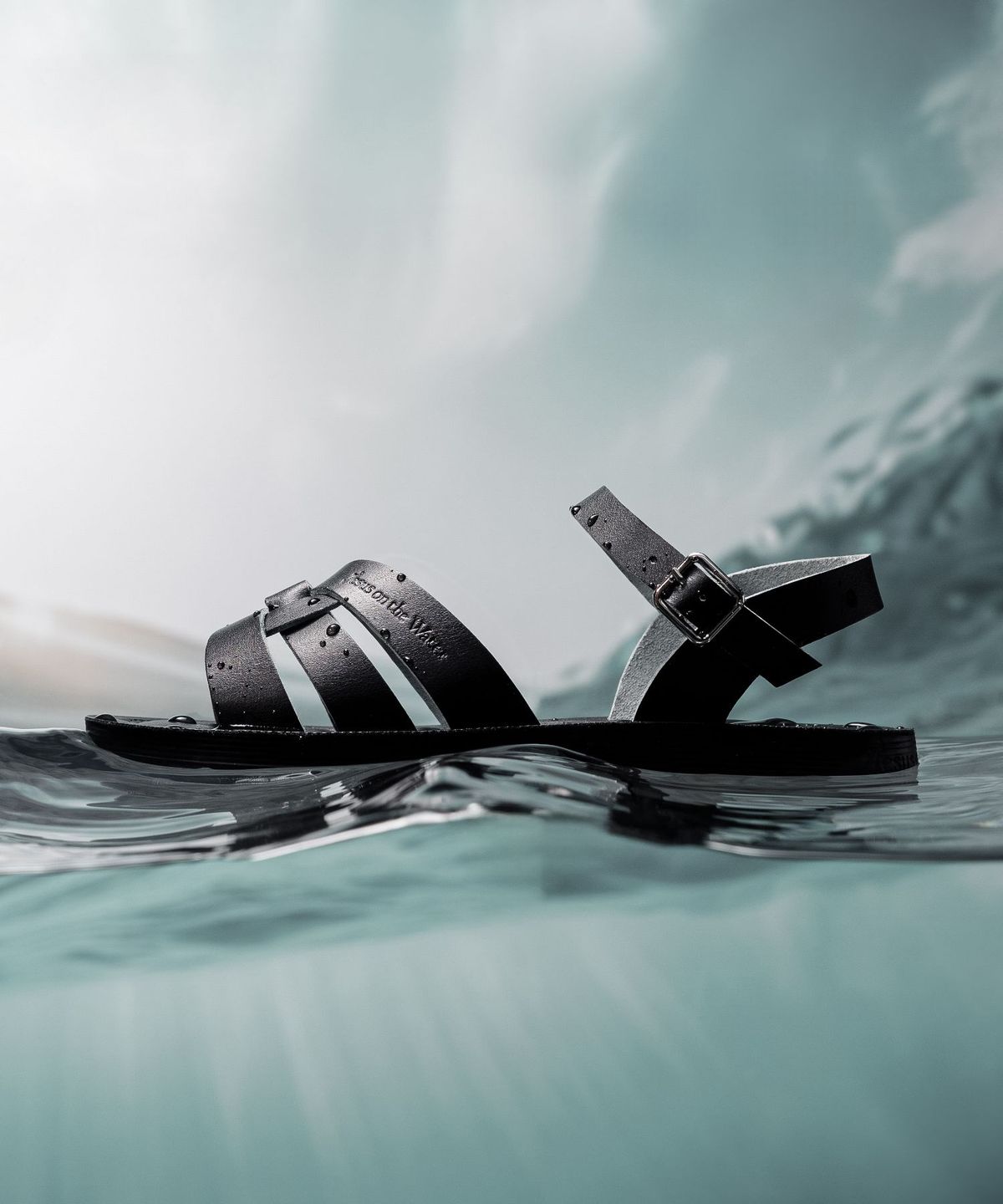 지저스온더워터(JESUS ON THE WATER) JESUS SANDAL Jebus  소가죽 스트랩 샌들 2cm  -JOW104 (5color)