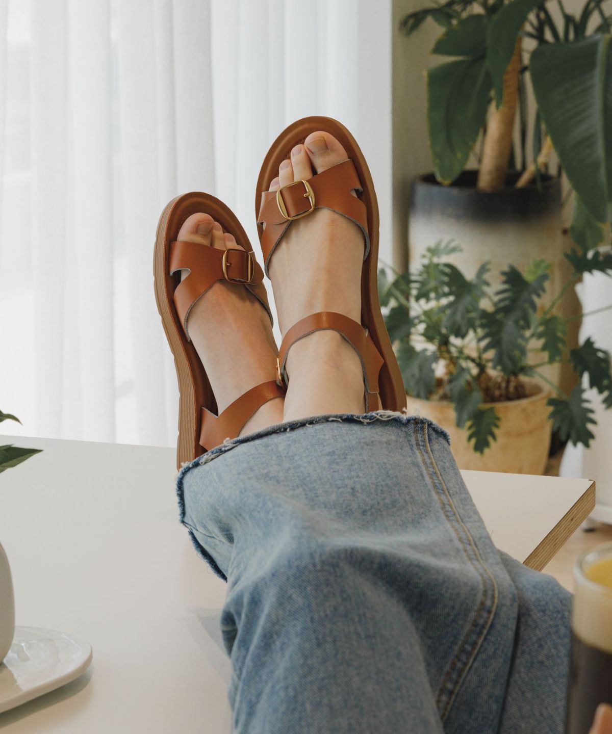 지저스온더워터(JESUS ON THE WATER) JESUS SANDAL Galon 소가죽 스트랩 샌들 2cm - JOW107 (4color)